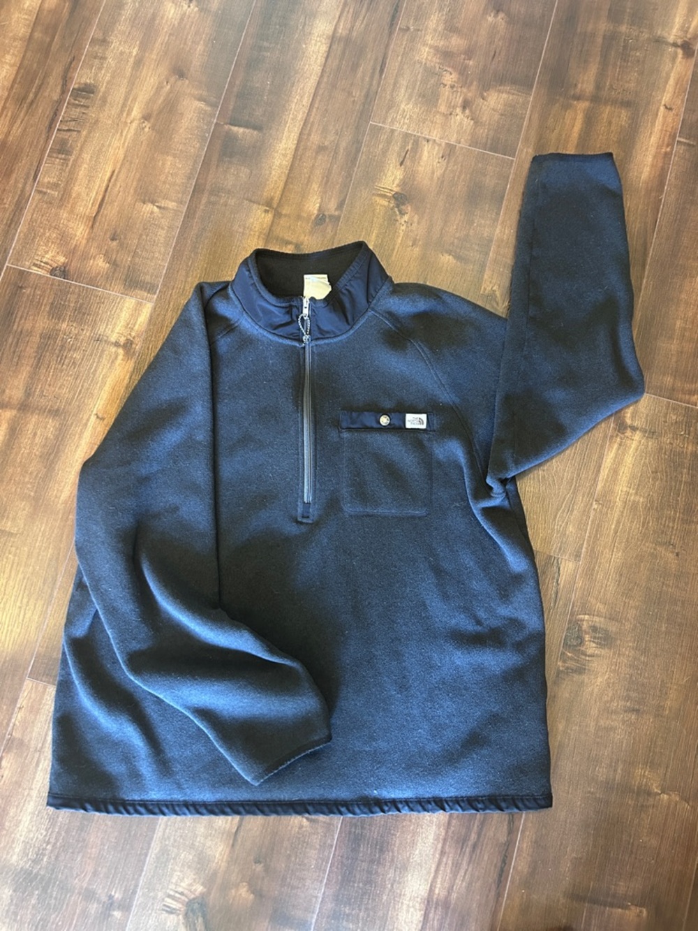 The North Face Gordon Lyons Quarter Zip Long Sleeve Pullover for Men